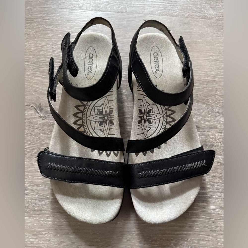Aetrex Women's Black Strappy Comfort Sandals